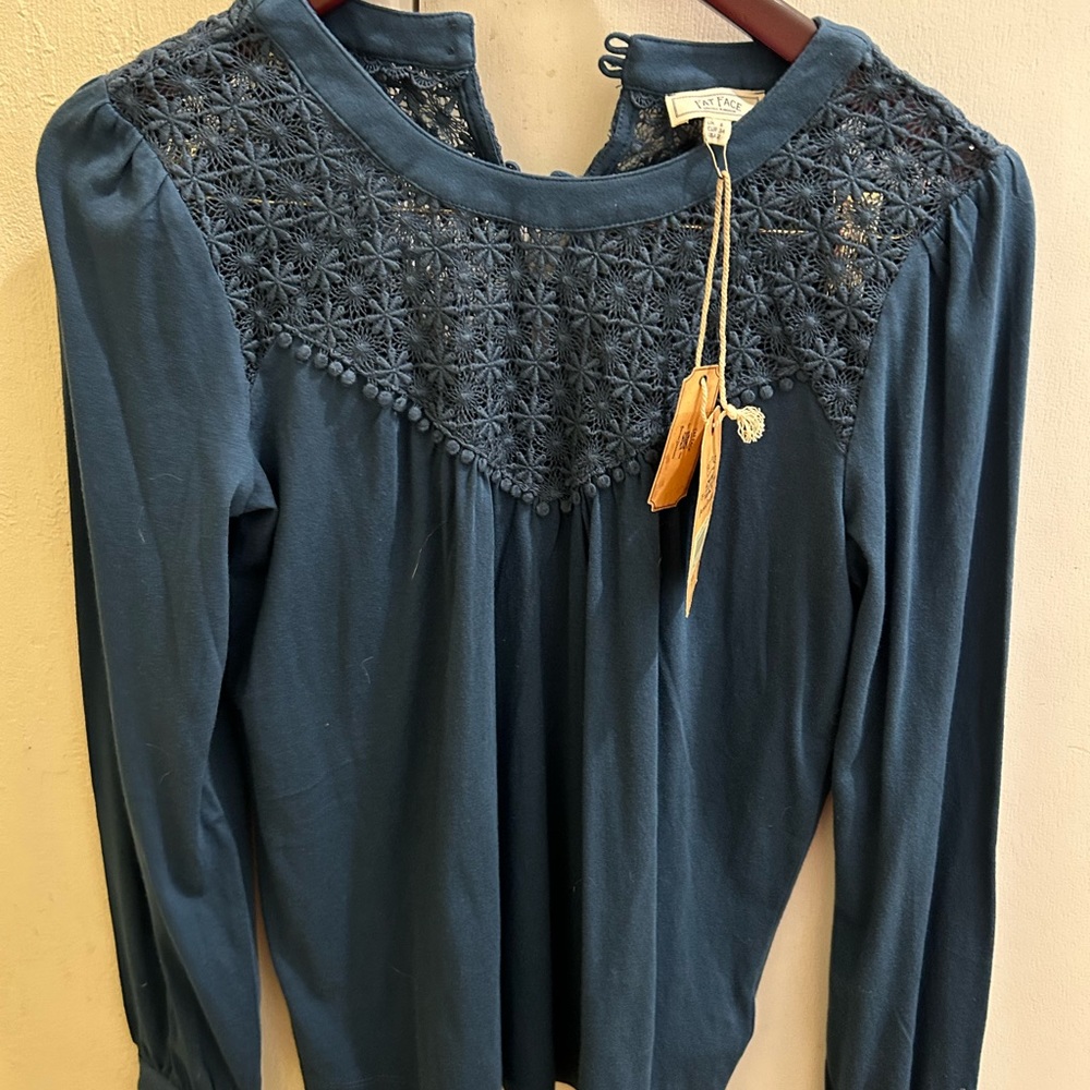Beautiful UK Brand FatFace long sleeved top. New with Tags. Size 2. Lace detail.